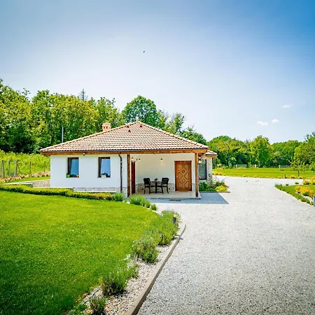 къща за гости- къпиновата къща Casa de Férias *